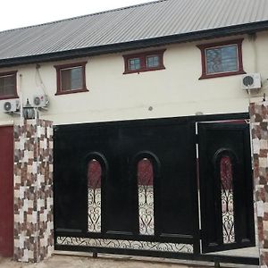 Kings Crown Hotel